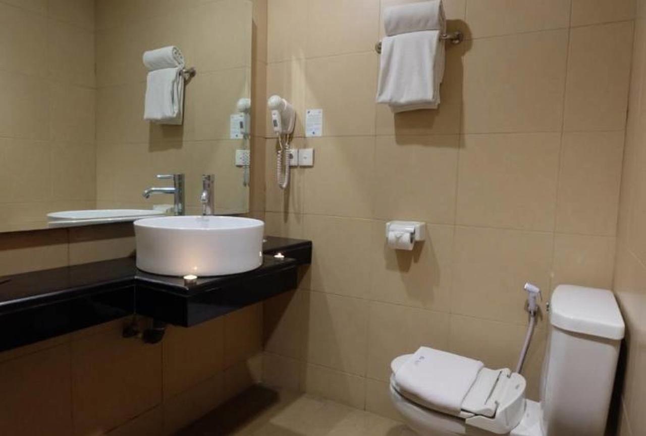 Hotel Blue Pacific Jakarta Kültér fotó