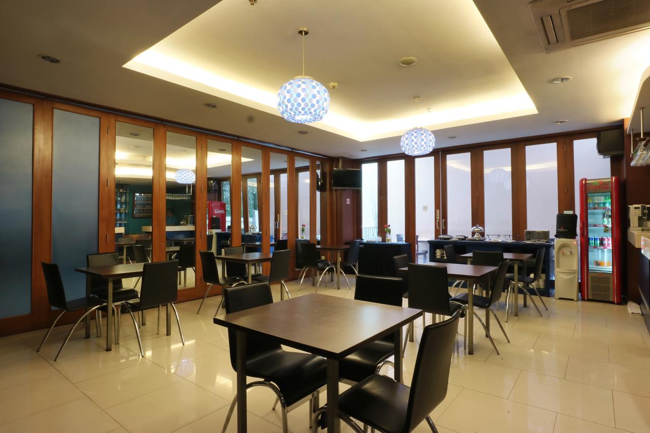 Hotel Blue Pacific Jakarta Kültér fotó
